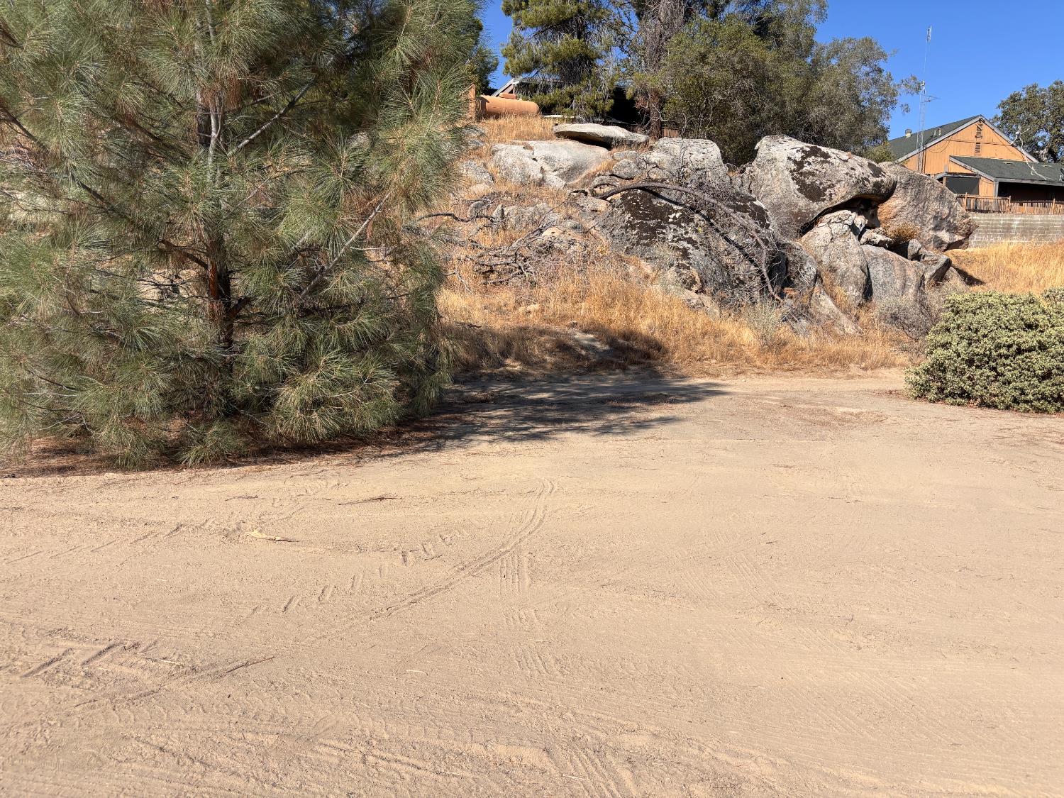 Vacant Lot in Coarsegold - photo 2