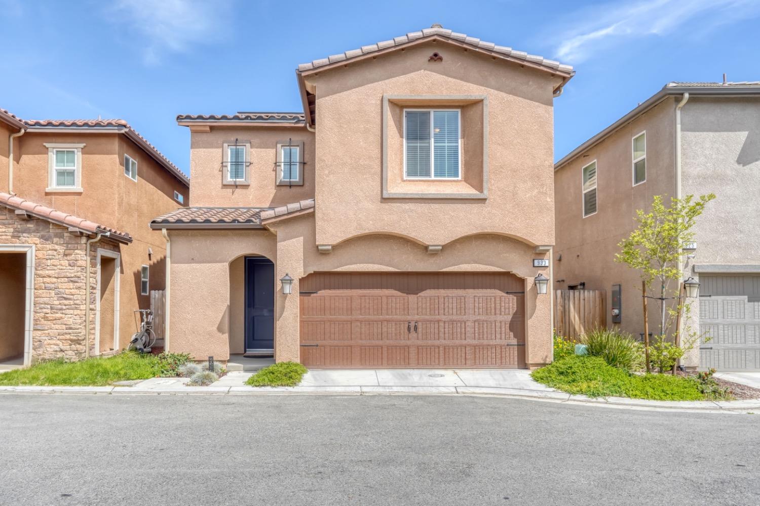 Featured Listings Featured Listings