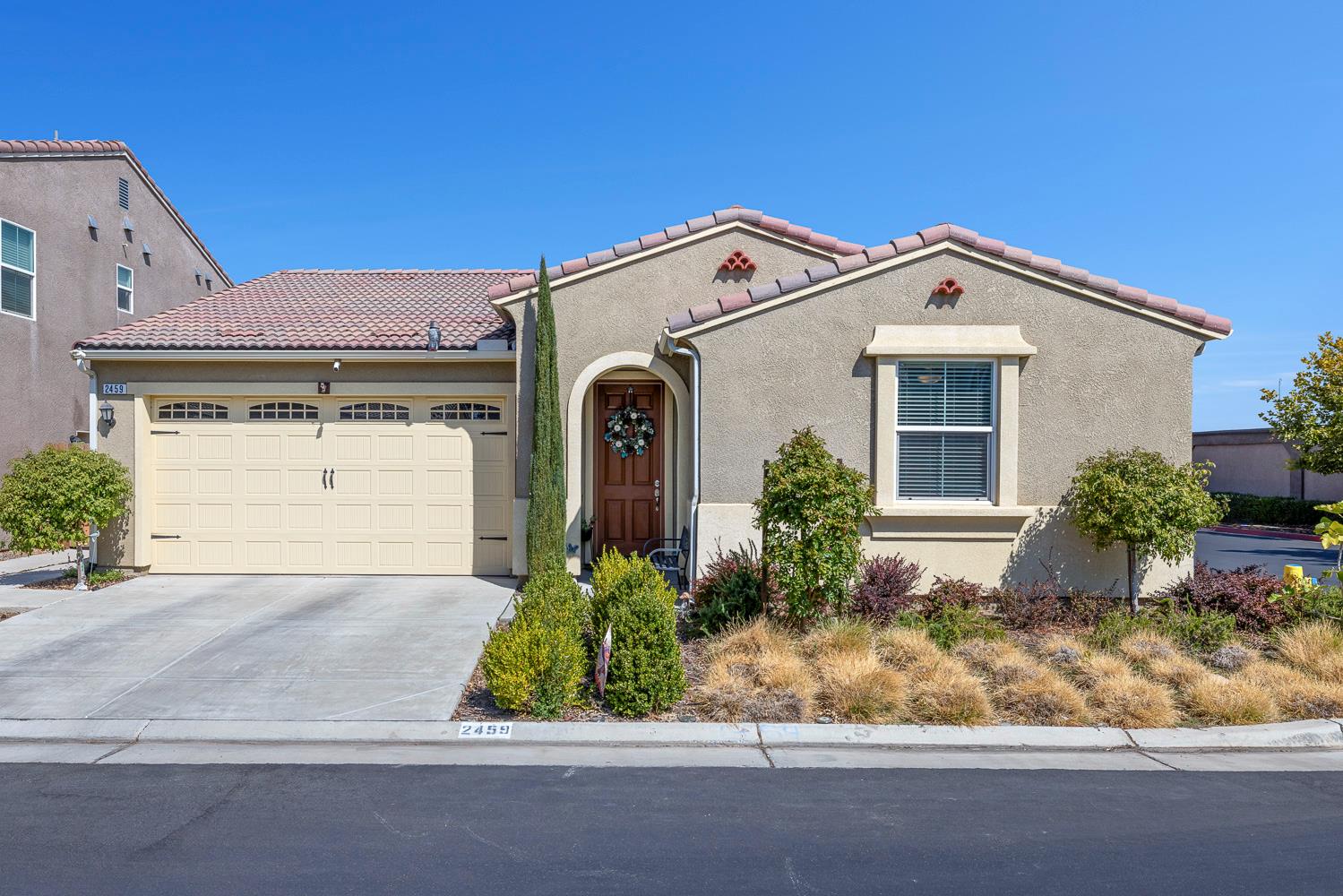 Wonderful single story Leo Wilson home in the Loma Vista area. This home has 3 bedrooms plus a bonus room. Bonus room can be used as office, game room or guest room. Gated community with Los Arbolitos Park right outside of the gates. Close to the scenic Jefferson Trail, offering easy access to green space and walking paths. Chefs kitchen with granite counter tops and large center island. Dinning room area fits a large table for entertaining. On a corner lot with a nice back yard. The yard has extended concrete with a great BBQ spot. Set up your appointment to see this one today.