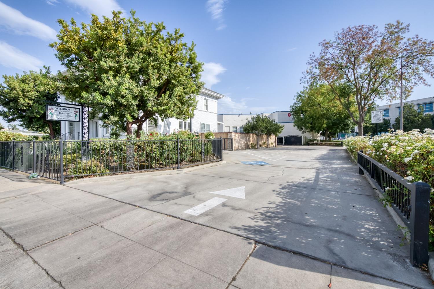 916 E Divisadero Street, Fresno, CA, 93721