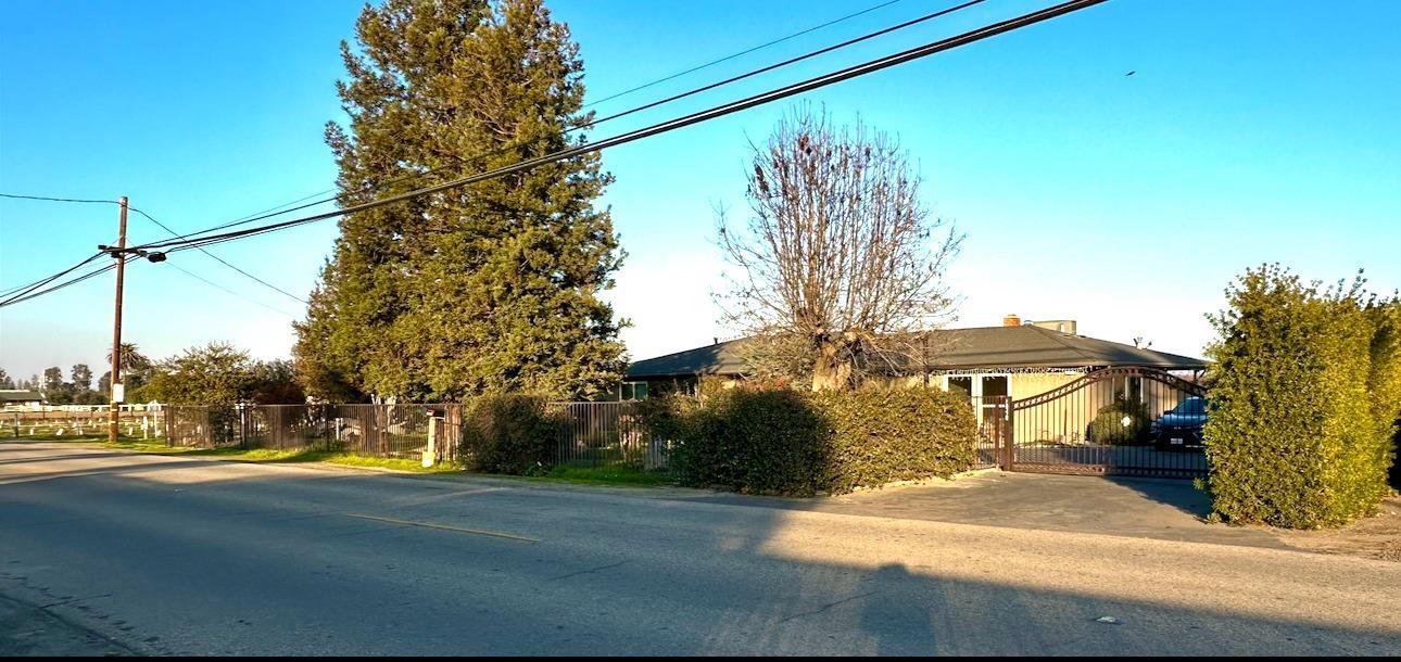 1512 N Brawley, Fresno, CA, 93722