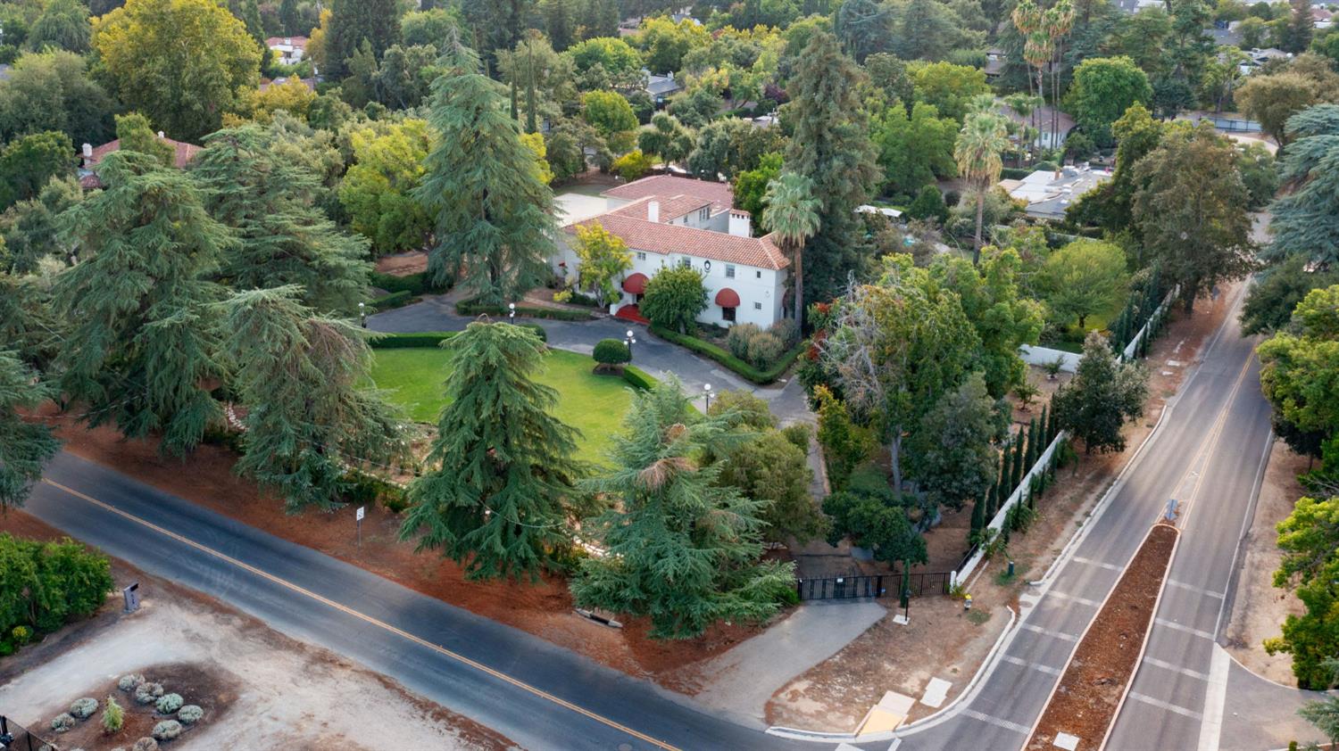 4175 N Van Ness Boulevard, Fresno, CA, 93704