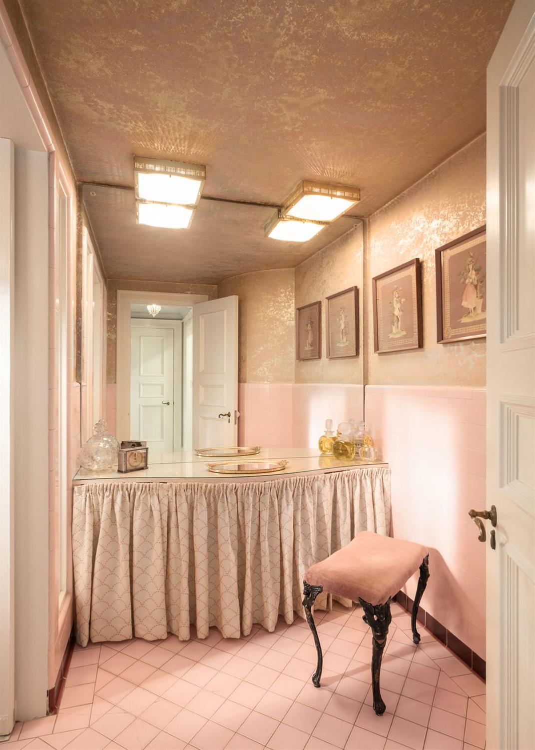 4175 N Van Ness Boulevard, Fresno, CA, 93704