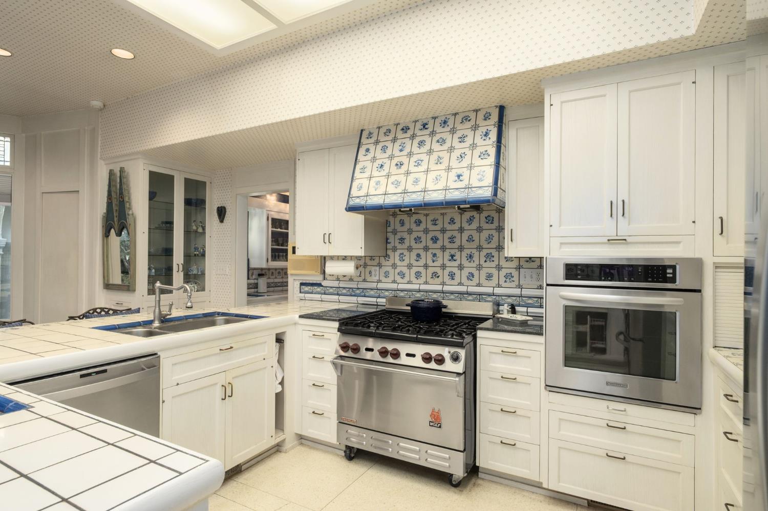 4175 N Van Ness Boulevard, Fresno, CA, 93704