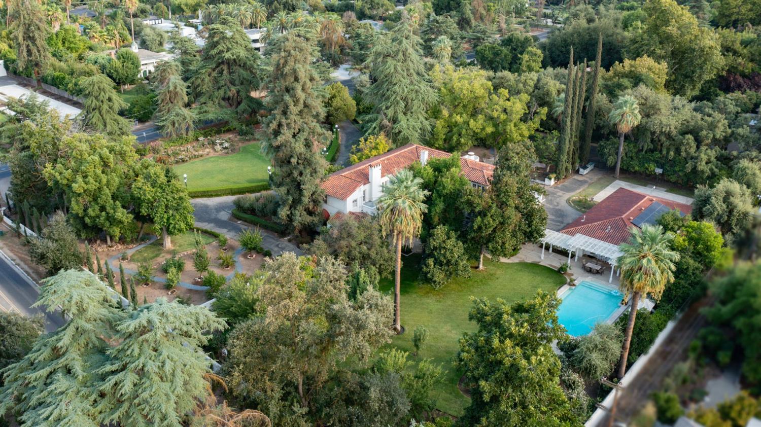 4175 N Van Ness Boulevard, Fresno, CA, 93704