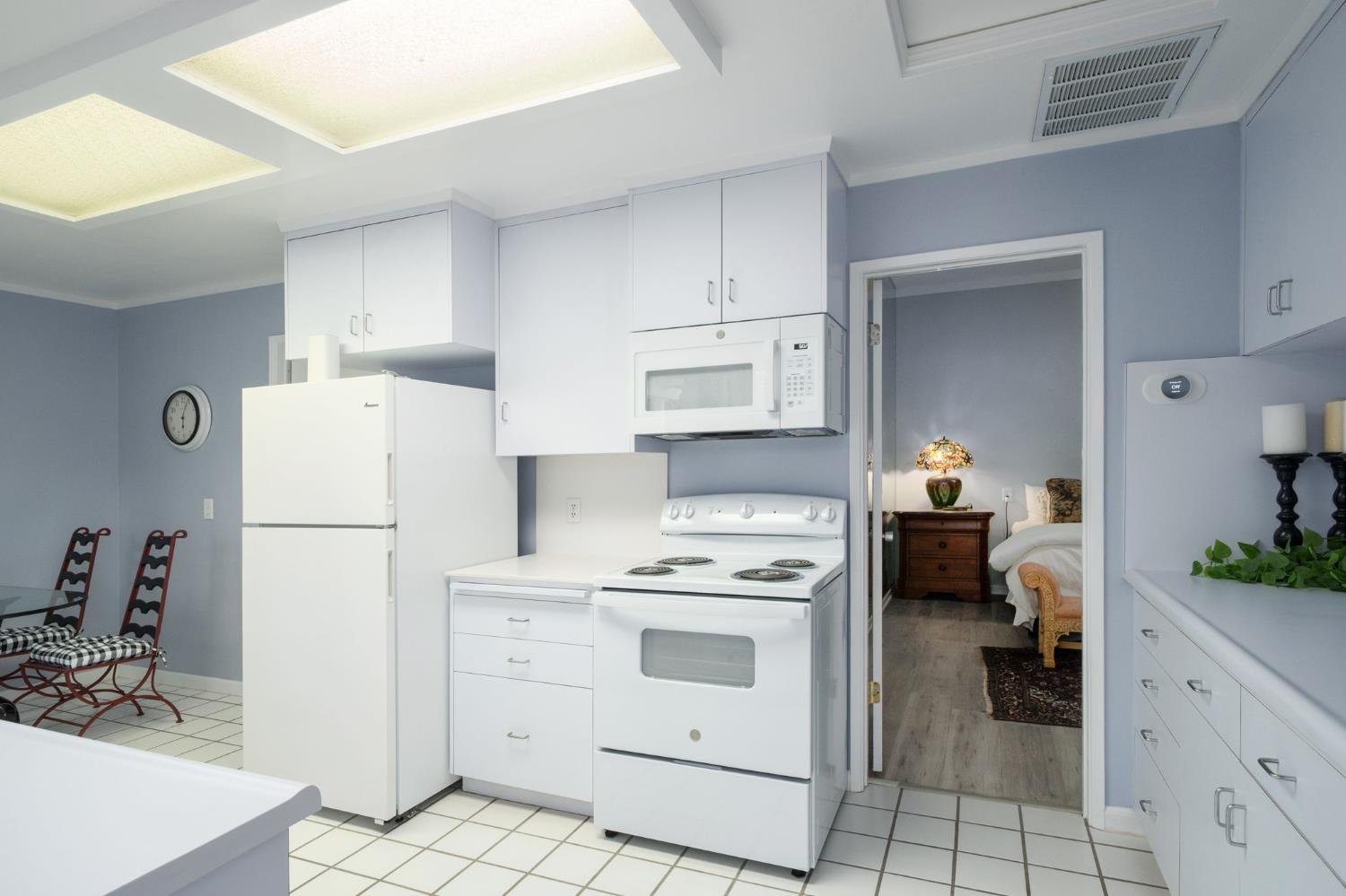 4175 N Van Ness Boulevard, Fresno, CA, 93704