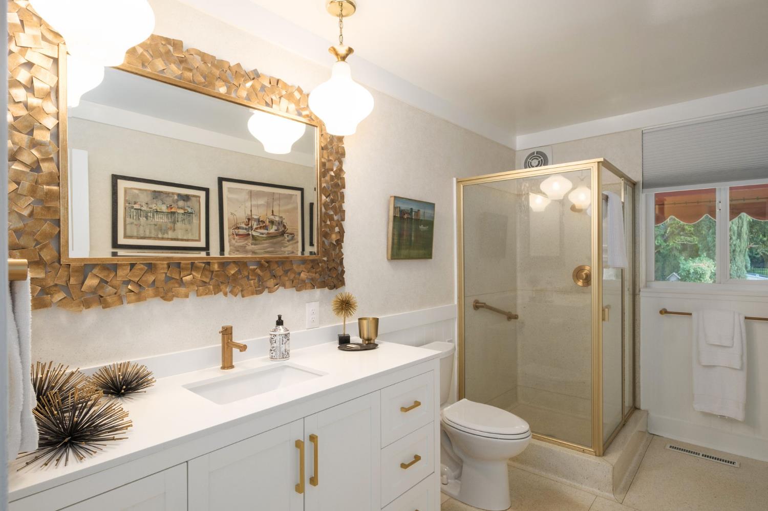 4175 N Van Ness Boulevard, Fresno, CA, 93704