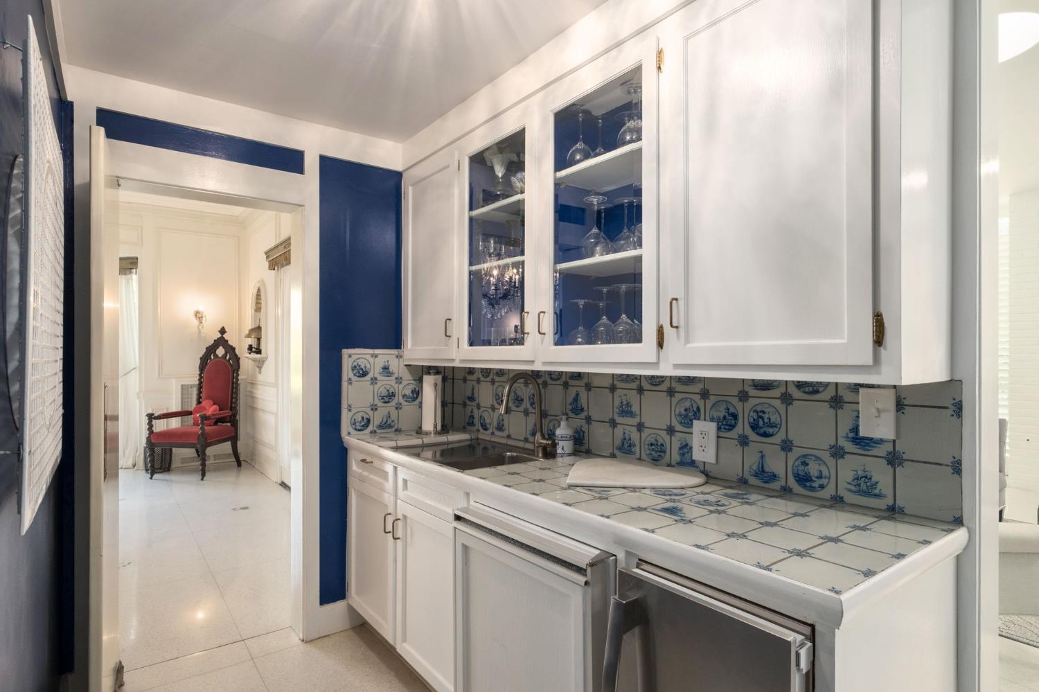 4175 N Van Ness Boulevard, Fresno, CA, 93704