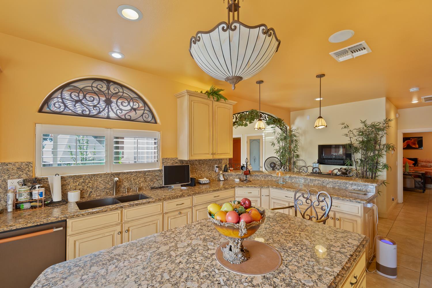 23452 Road 20, Chowchilla, CA, 93610