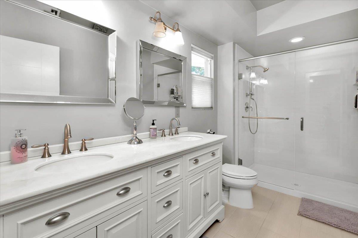 4481 N Palm Avenue, Fresno, CA, 93704