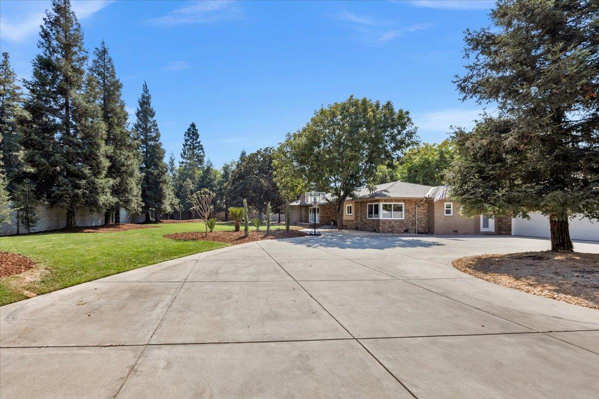 4481 N Palm Avenue, Fresno, CA, 93704