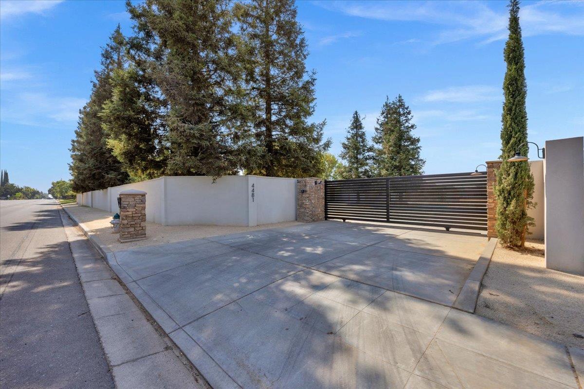 4481 N Palm Avenue, Fresno, CA, 93704