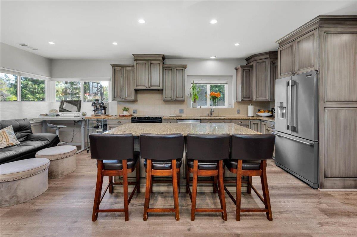 4481 N Palm Avenue, Fresno, CA, 93704