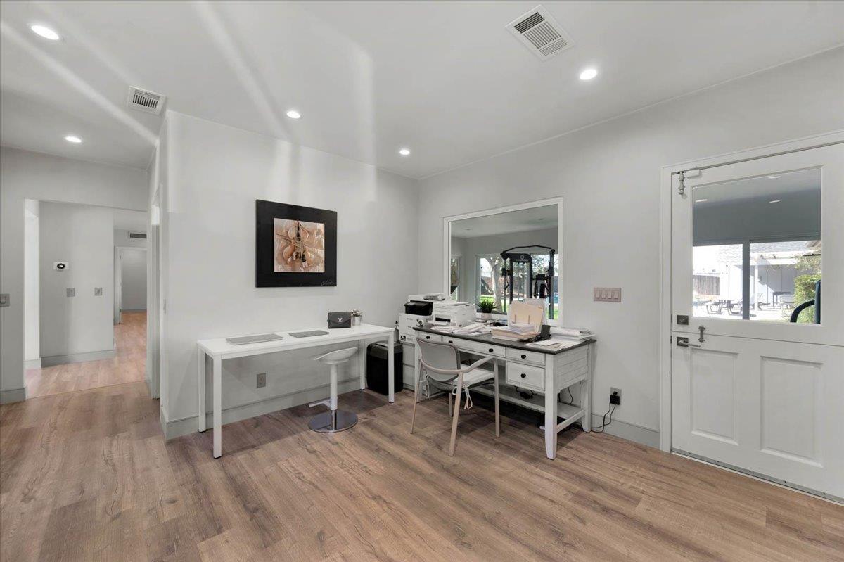 4481 N Palm Avenue, Fresno, CA, 93704