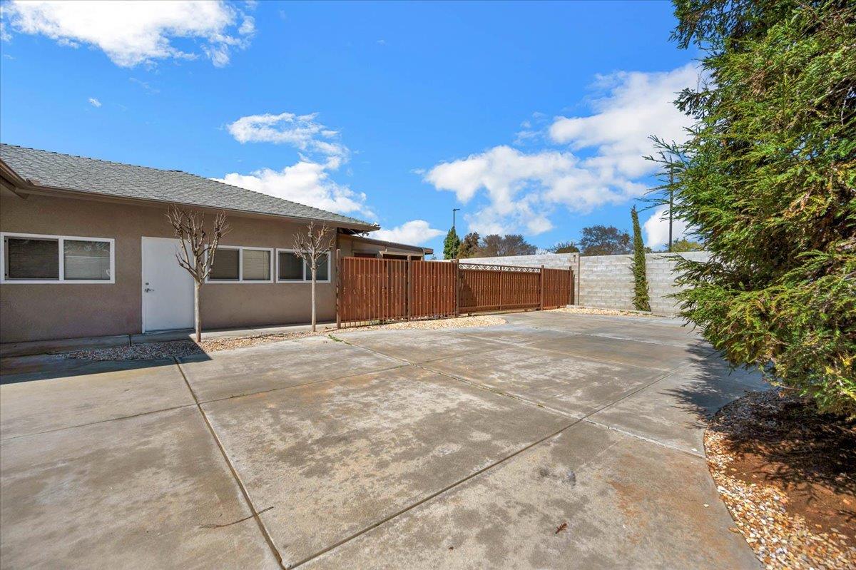 4481 N Palm Avenue, Fresno, CA, 93704