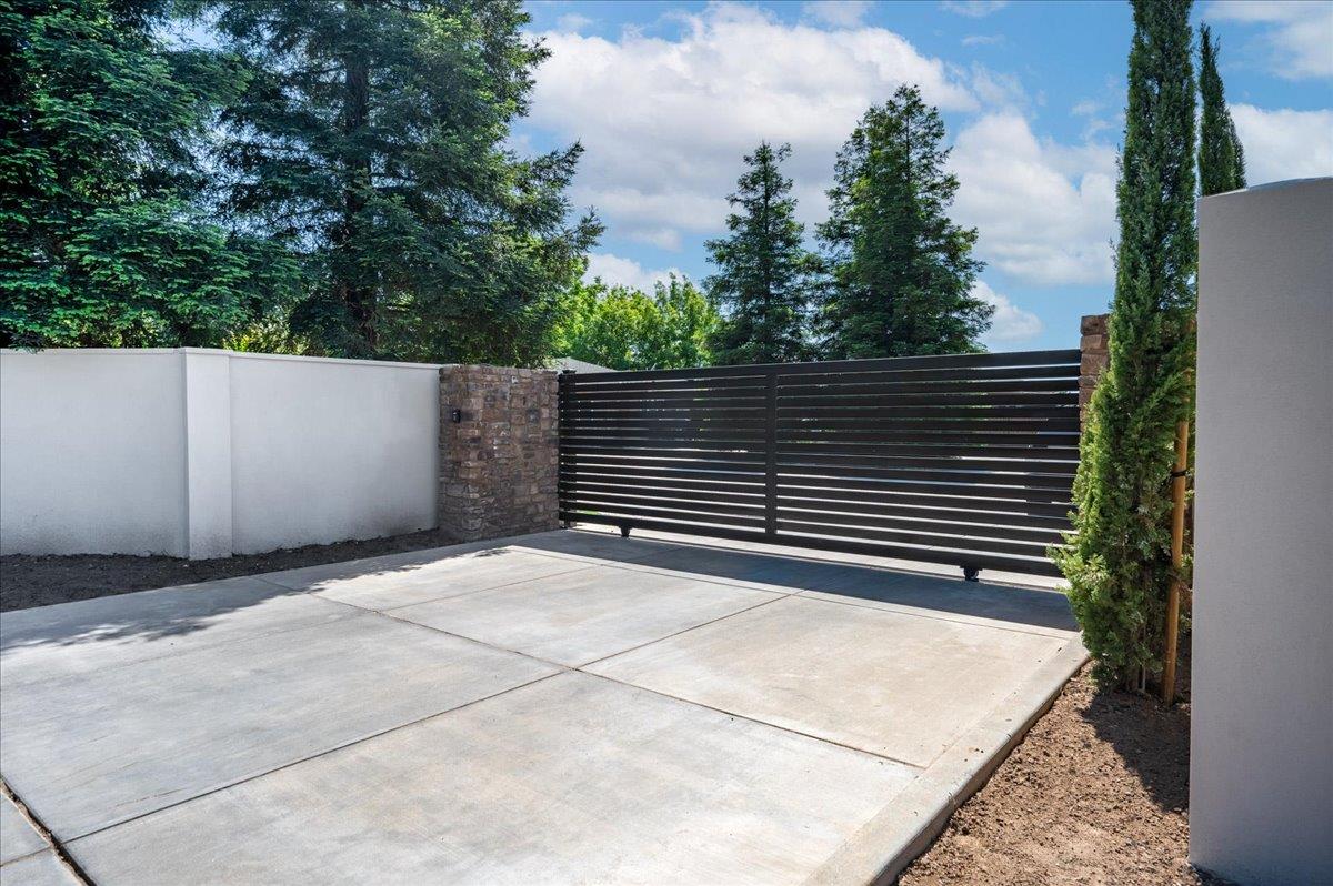 4481 N Palm Avenue, Fresno, CA, 93704