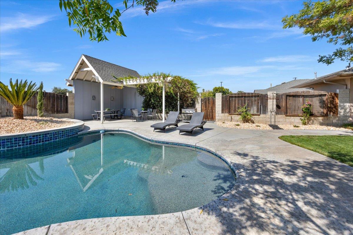 4481 N Palm Avenue, Fresno, CA, 93704