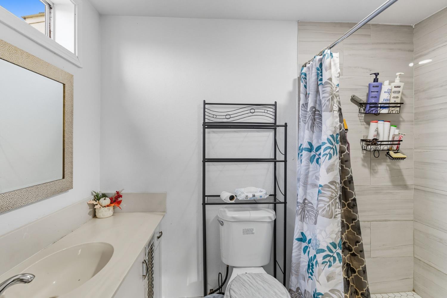 5938 S Cherry Avenue, Fresno, CA, 93706