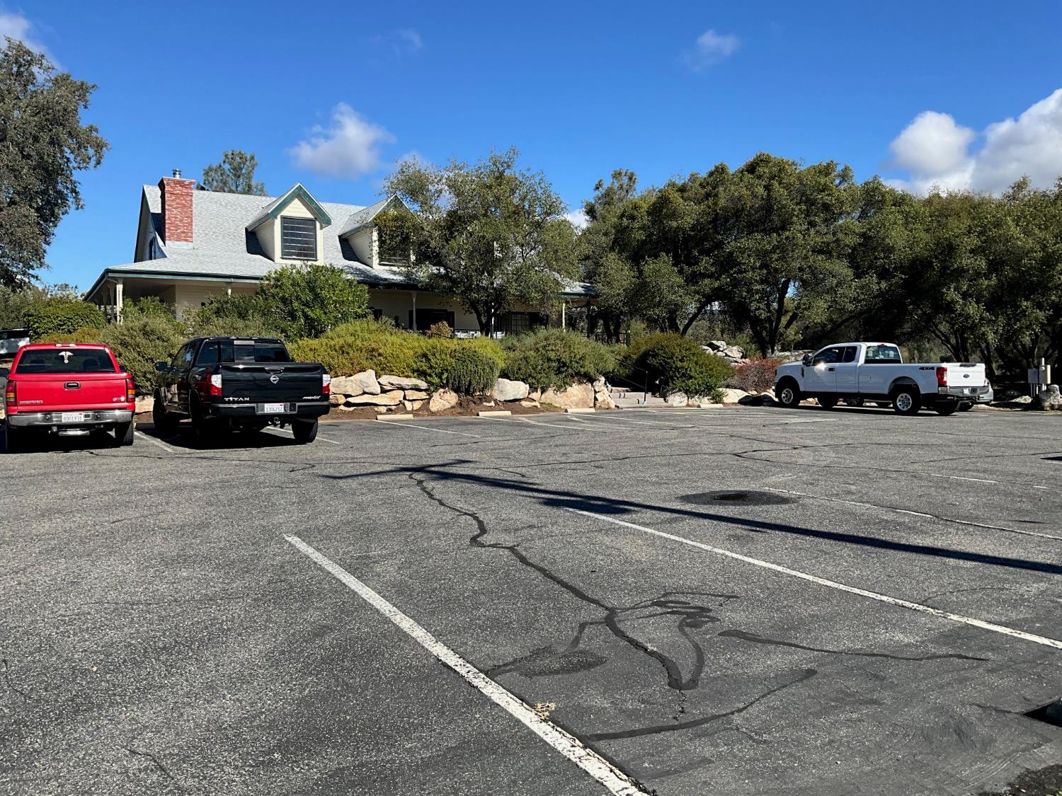 Commercial in Coarsegold - photo 3