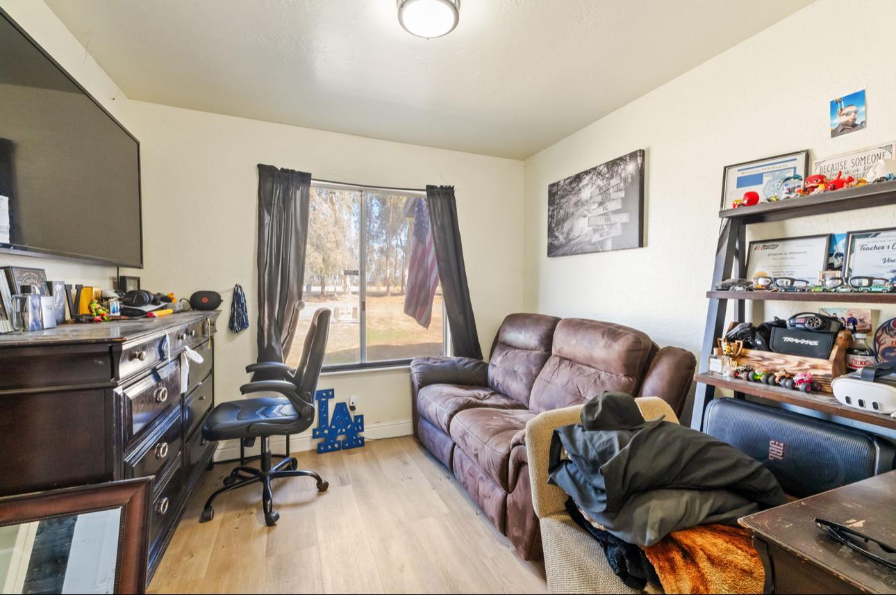 8289 E Mckinley Avenue, Fresno, CA, 93737