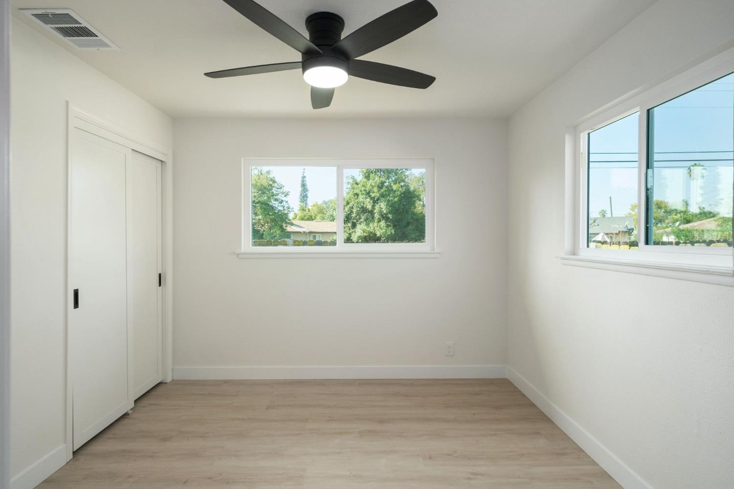 4261 N Holt Avenue, Fresno, CA, 93705