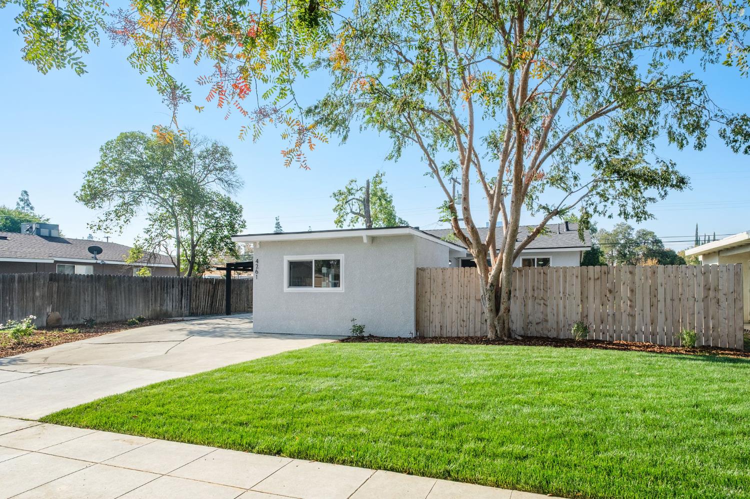 4261 N Holt Avenue, Fresno, CA, 93705