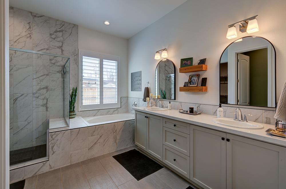 1048 Beaver Pond Loop, Madera, CA, 93636