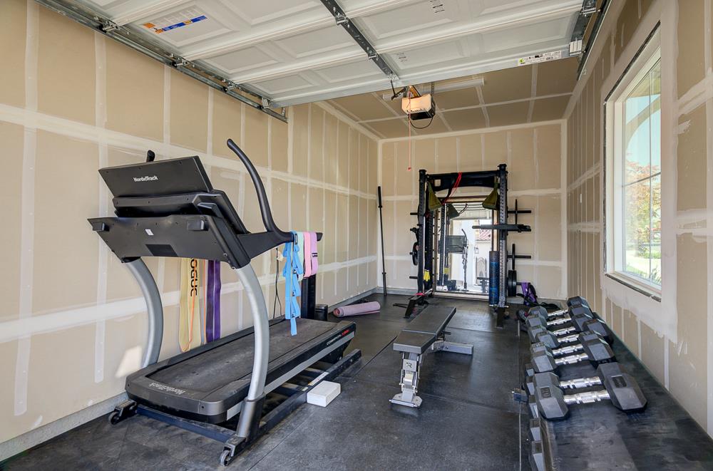 1048 Beaver Pond Loop, Madera, CA, 93636