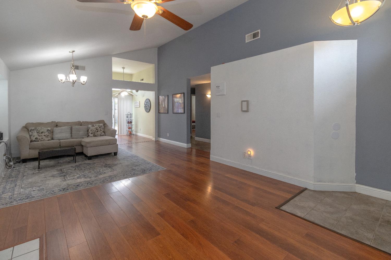 Single Family in Fresno - photo 3