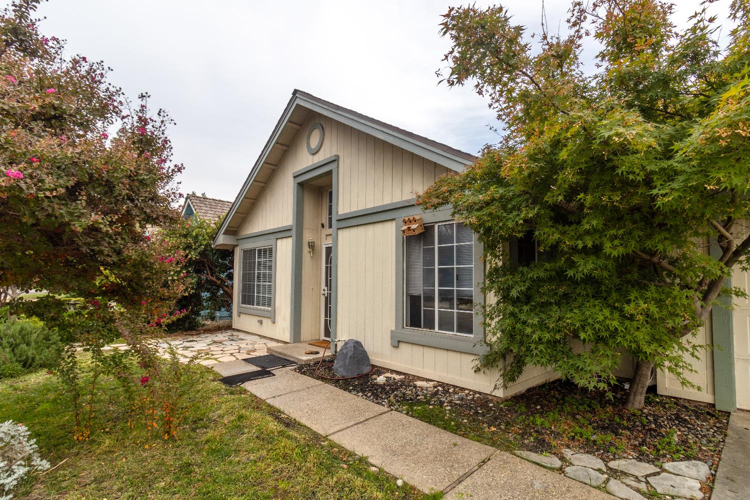 Single Family in Fresno - photo 2