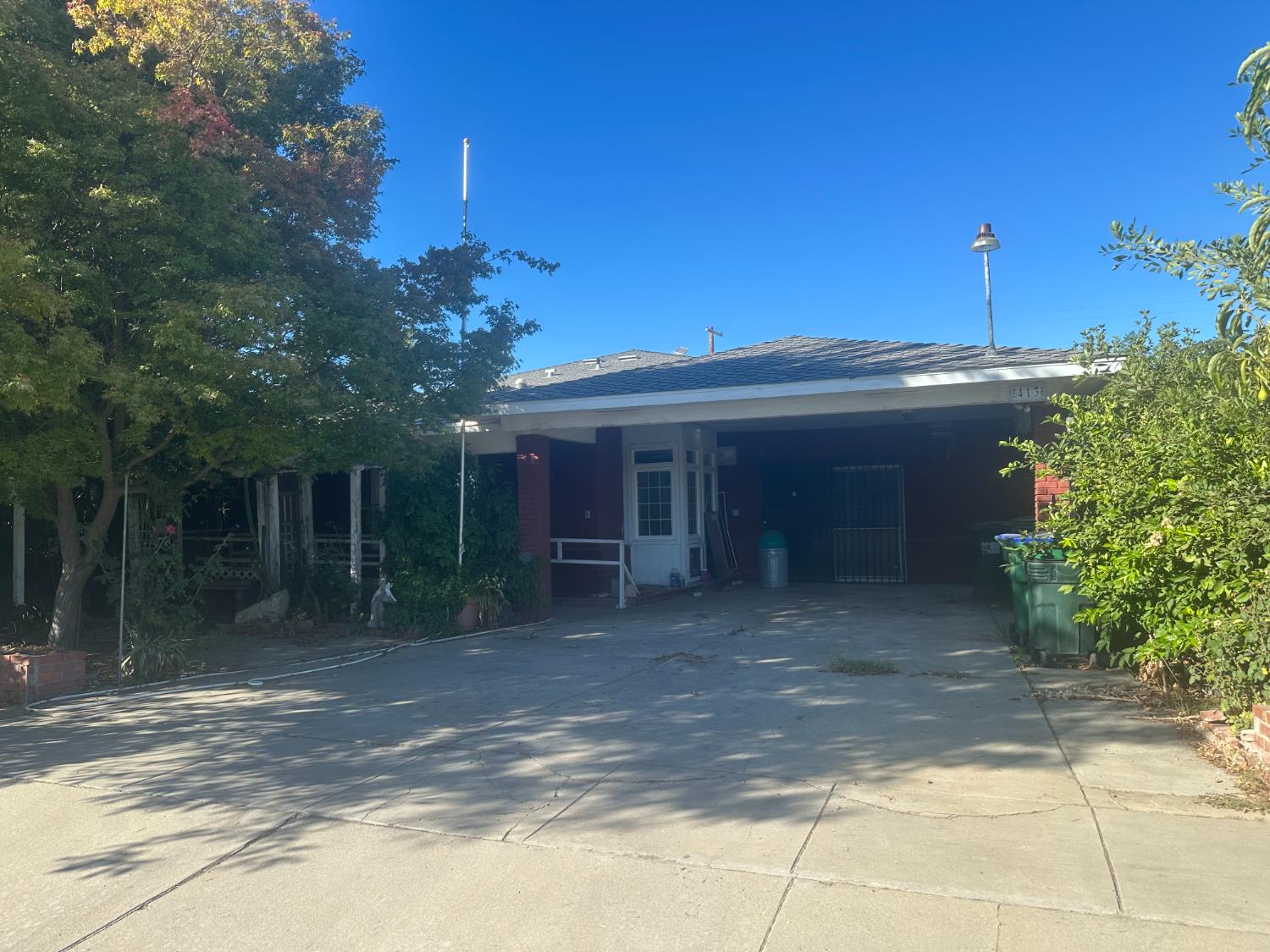 Photo of 413 S 5th Street, Fowler, CA 93625