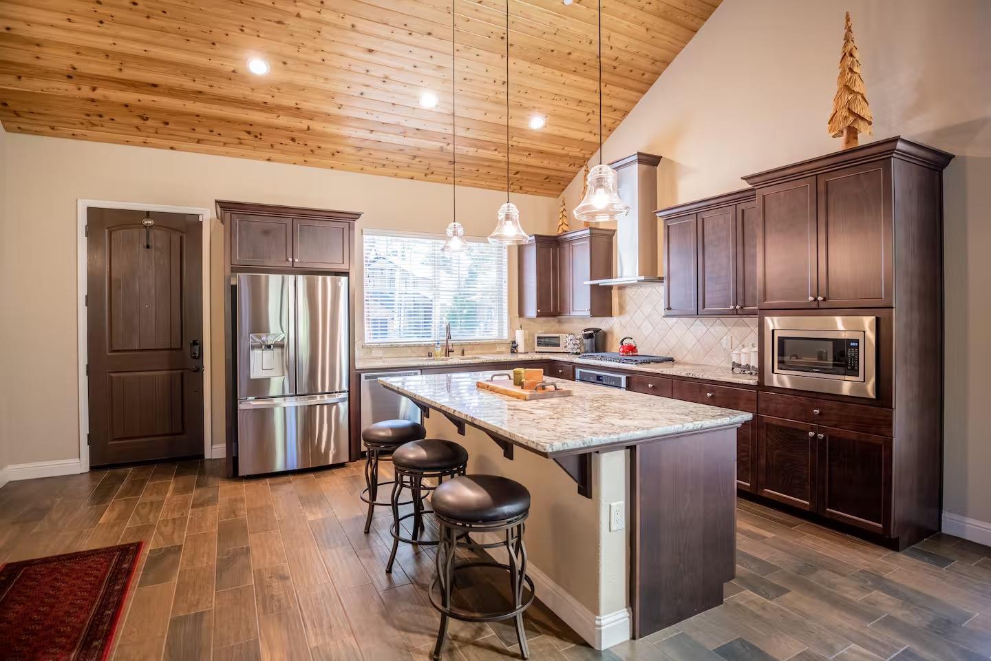 39571 Weldon Corral, Shaver Lake, CA, 93664