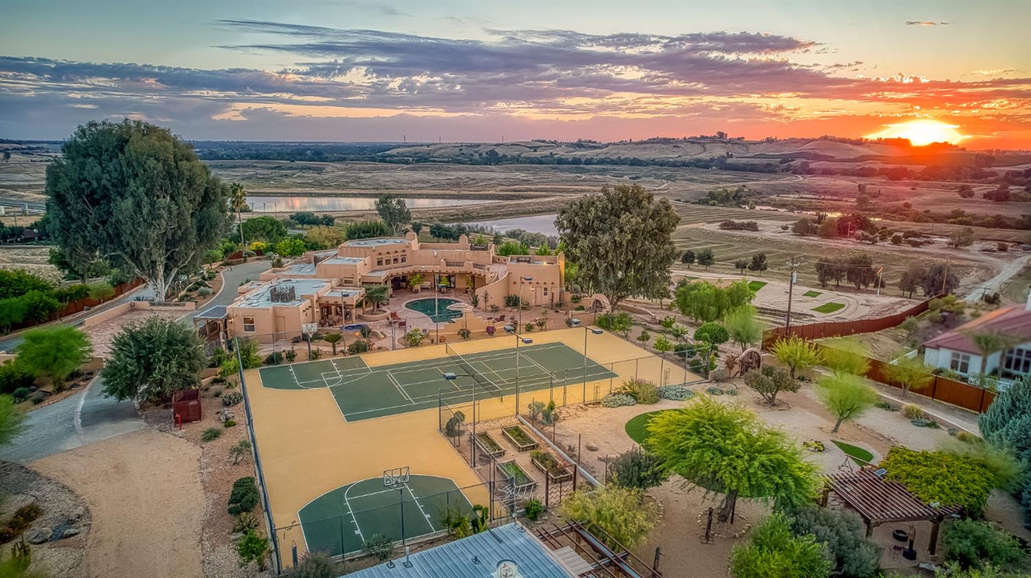 15516 N Friant Road, Friant, CA, 93626