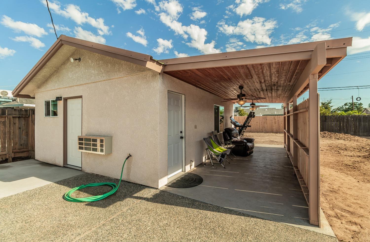 1498 Escalon Avenue, Clovis, CA, 93611