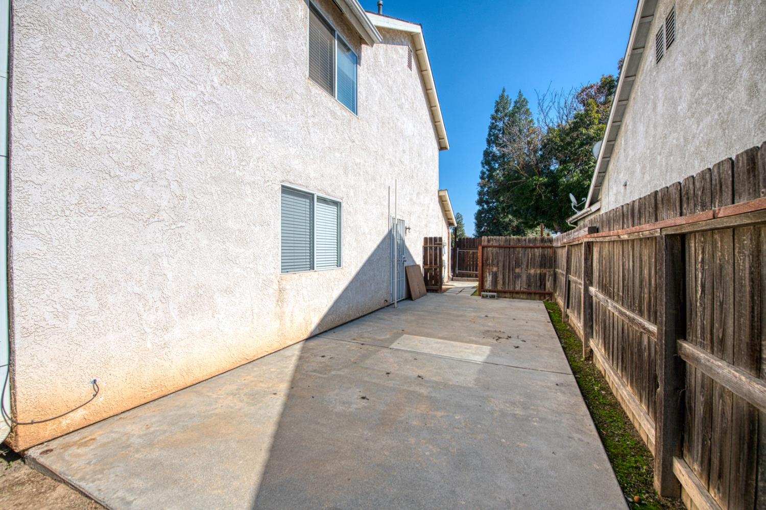 10183 N Backer Avenue
