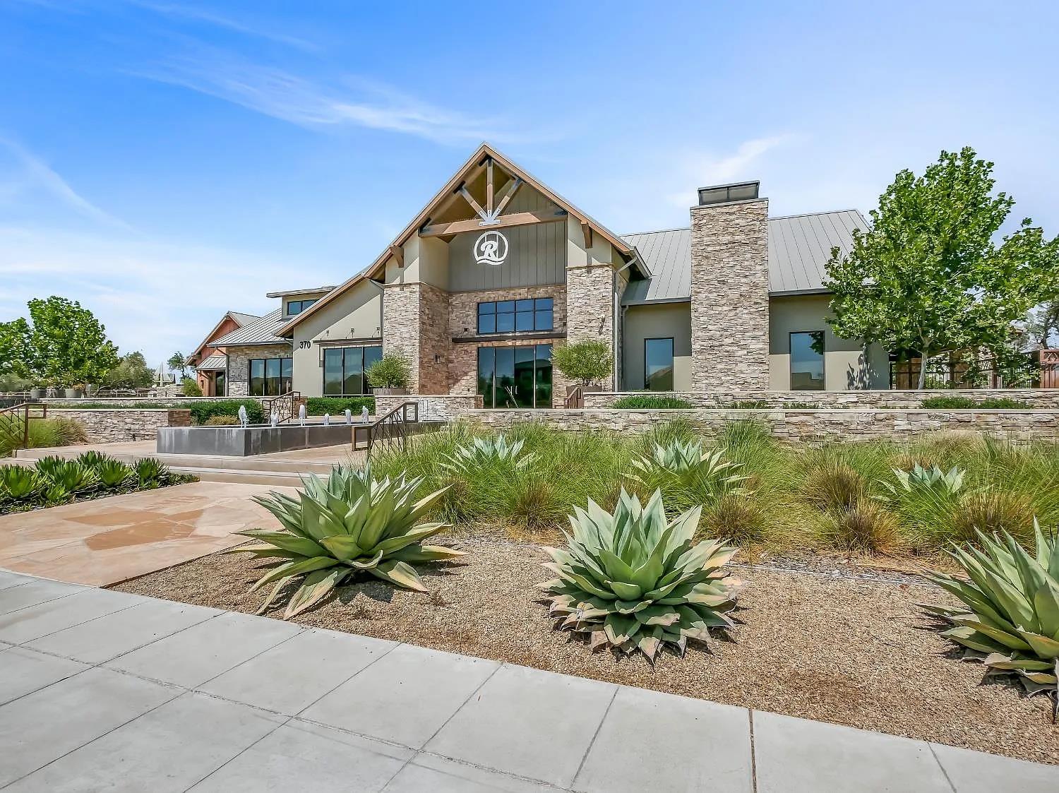 502 Traverse Drive S, Madera, CA, 93636