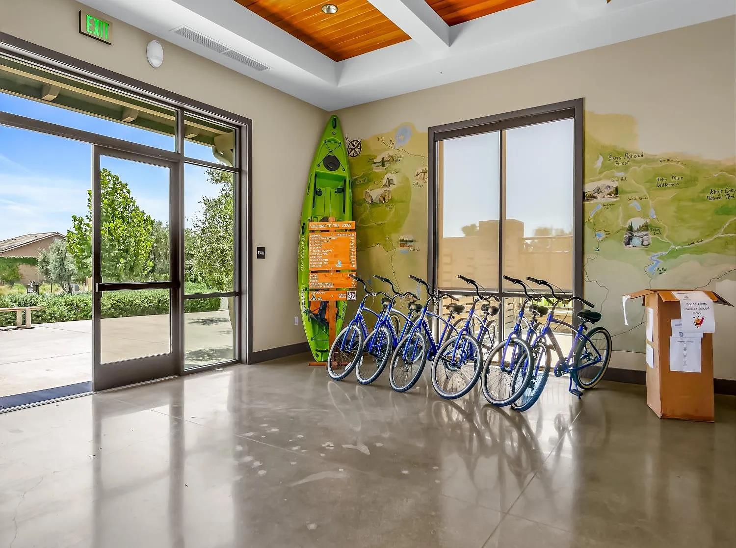 502 Traverse Drive S, Madera, CA, 93636