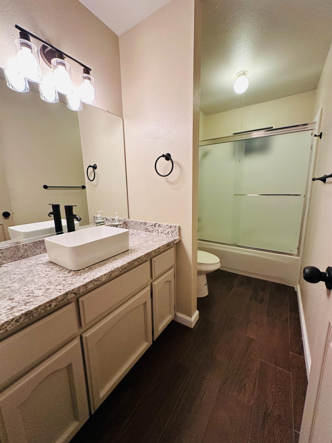 4985 E Butler Avenue UNIT&nbsp;109, Fresno, CA, 93727