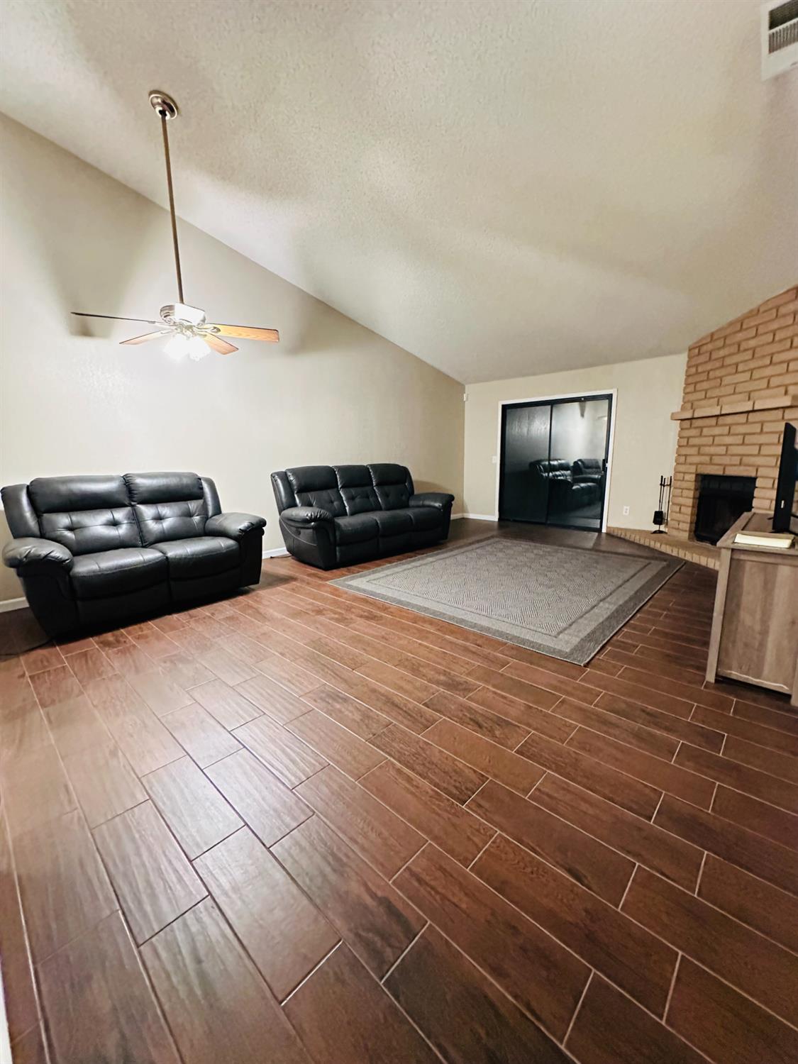 4985 E Butler Avenue UNIT&nbsp;109, Fresno, CA, 93727