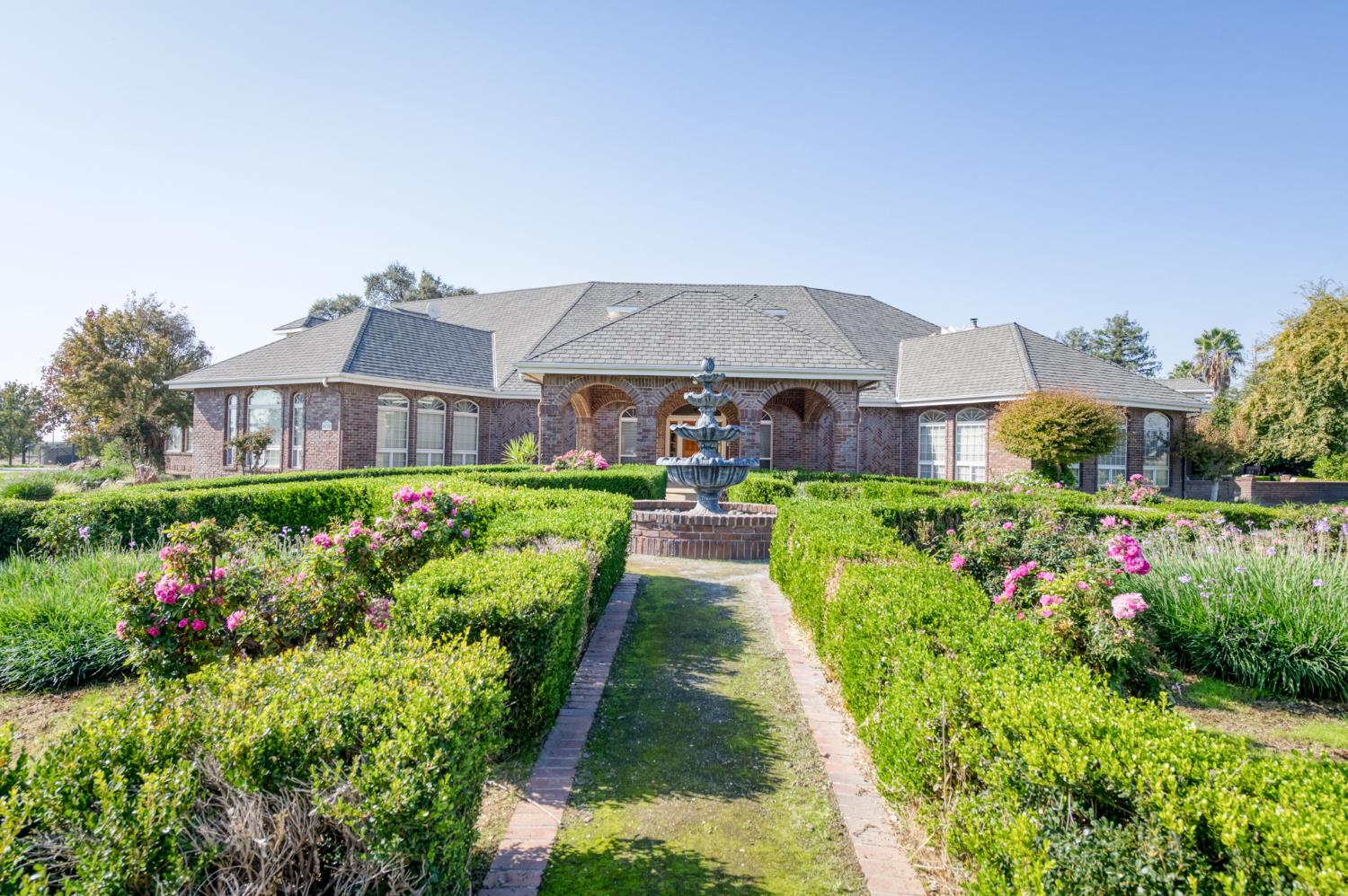 4715 E Copper Avenue, Clovis, CA, 93619