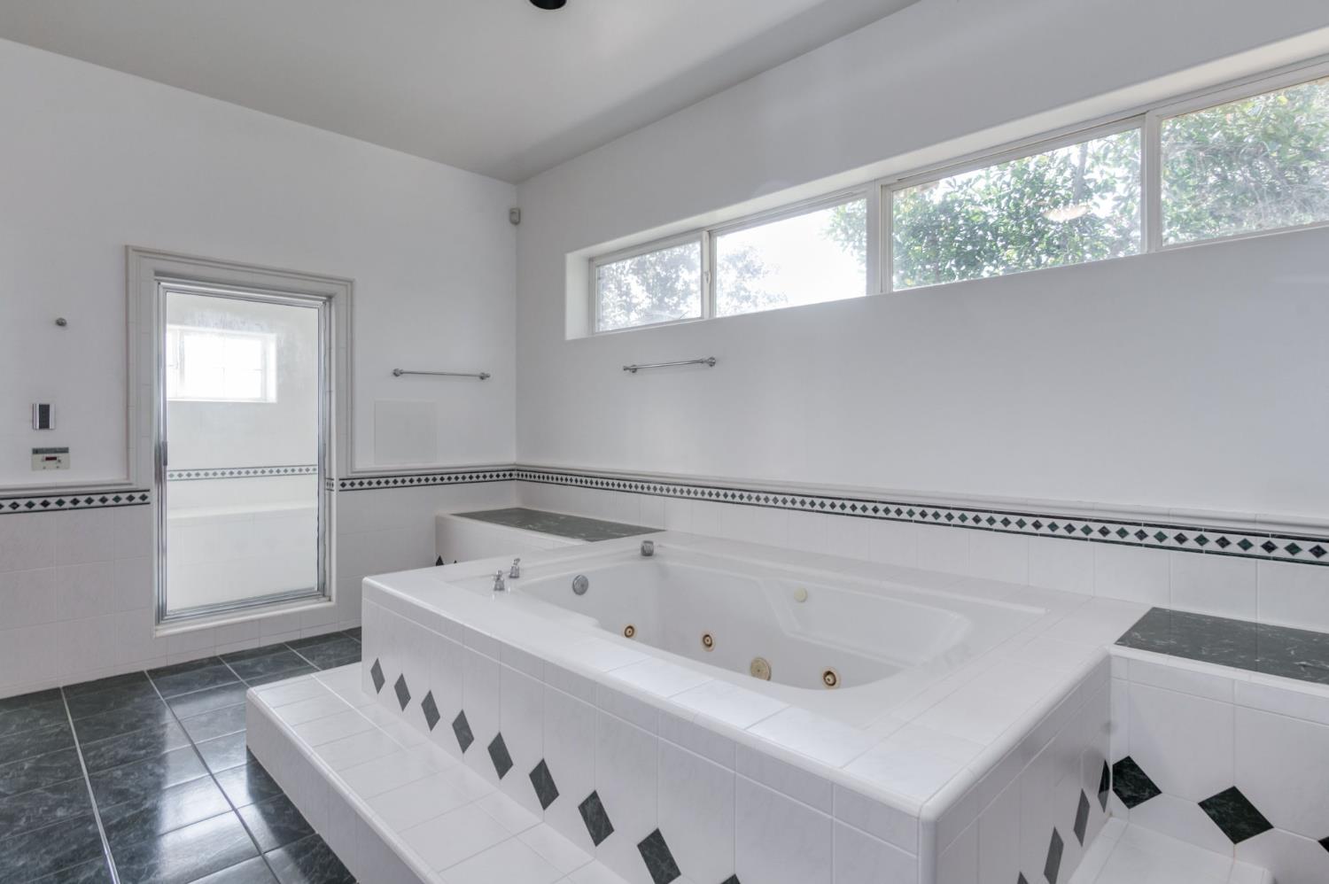 4715 E Copper Avenue, Clovis, CA, 93619