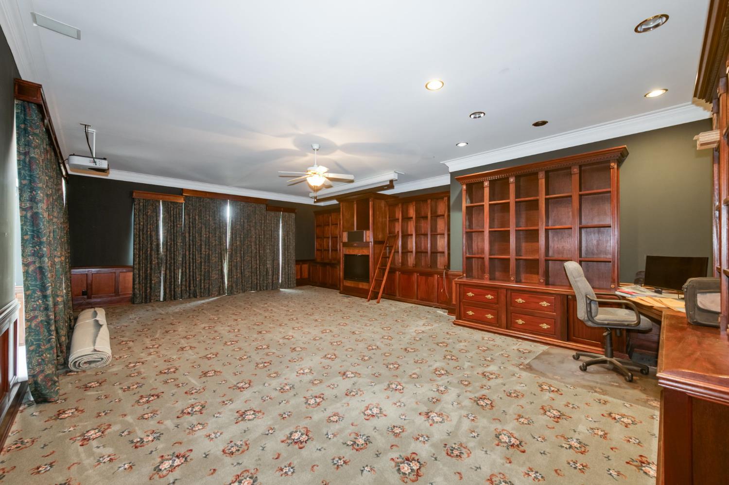 4715 E Copper Avenue, Clovis, CA, 93619