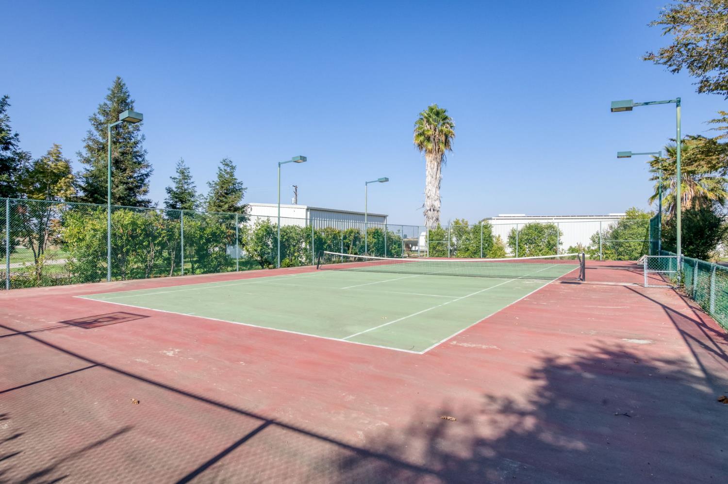 4715 E Copper Avenue, Clovis, CA, 93619