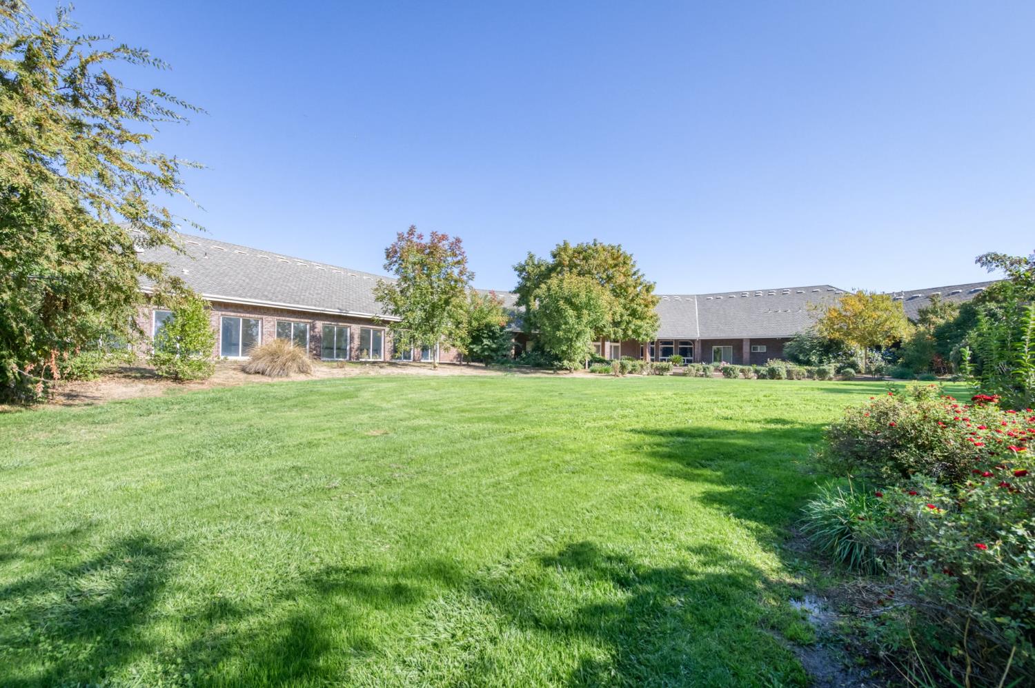 4715 E Copper Avenue, Clovis, CA, 93619