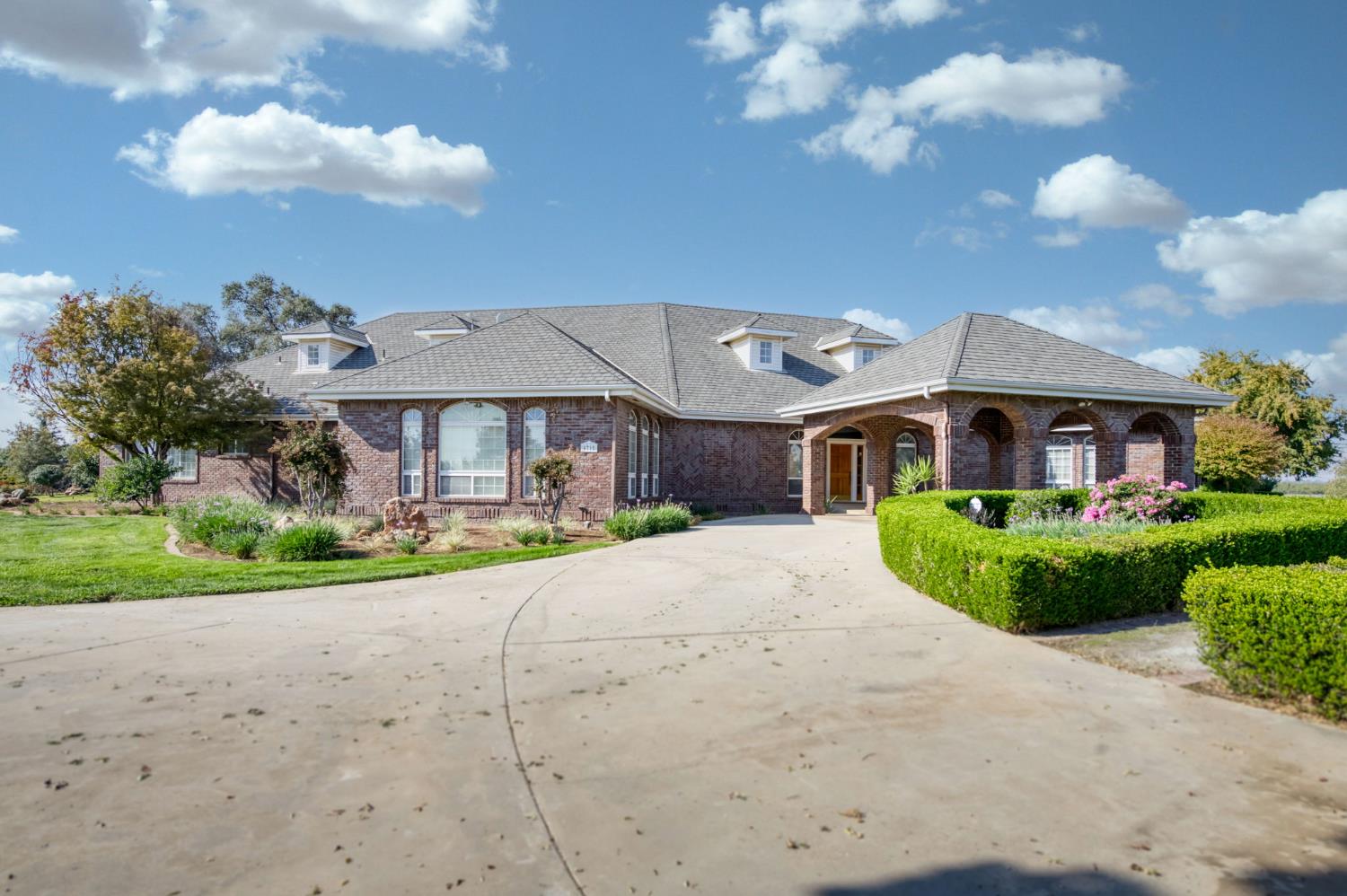 4715 E Copper Avenue, Clovis, CA, 93619