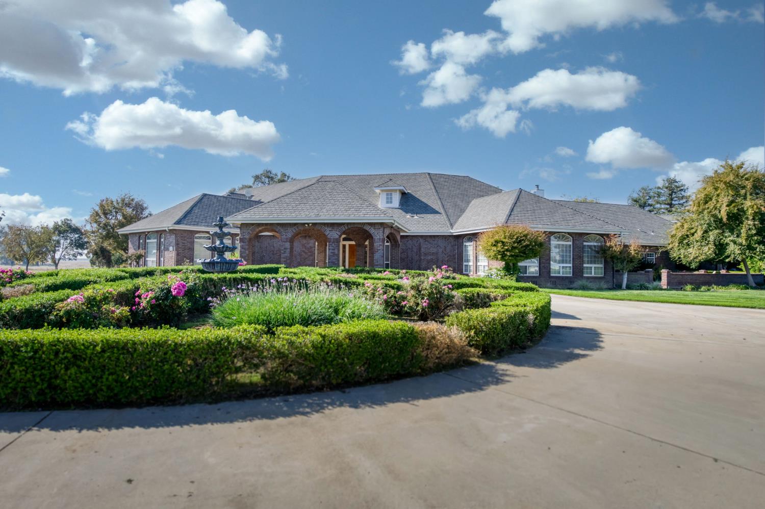 4715 E Copper Avenue, Clovis, CA, 93619