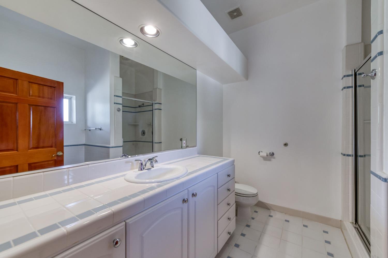 4715 E Copper Avenue, Clovis, CA, 93619