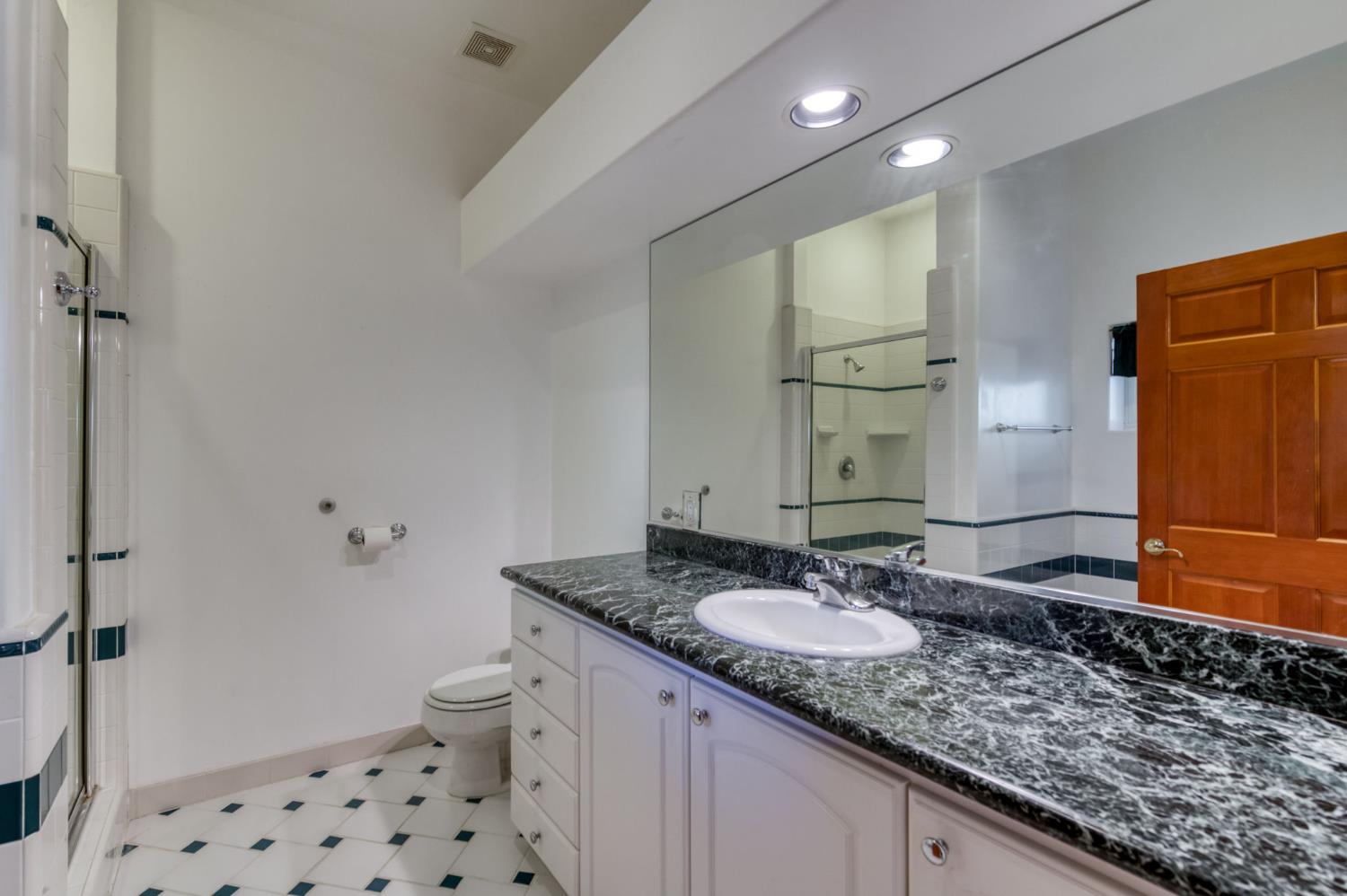 4715 E Copper Avenue, Clovis, CA, 93619