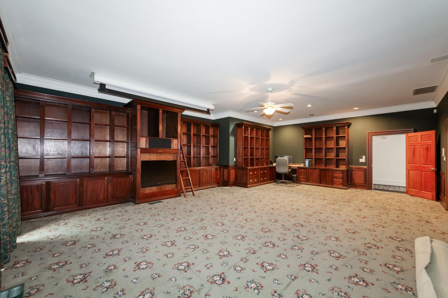 4715 E Copper Avenue, Clovis, CA, 93619