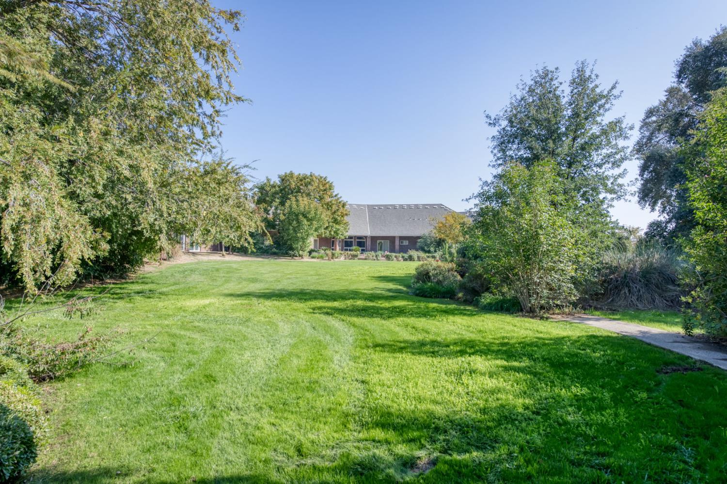 4715 E Copper Avenue, Clovis, CA, 93619